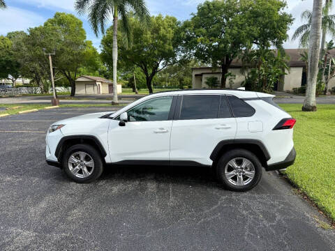 2023 Toyota RAV4 XLE