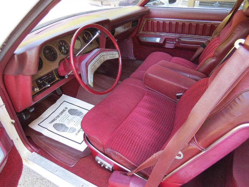 1977 Ford Thunderbird