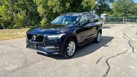2016 Volvo XC90 T6 Momentum