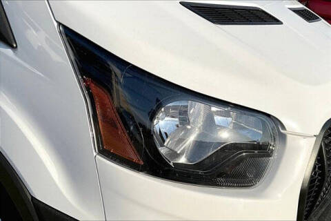 2025 Ford Transit 250