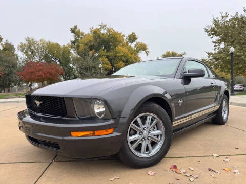 2009 Ford Mustang V6 Deluxe