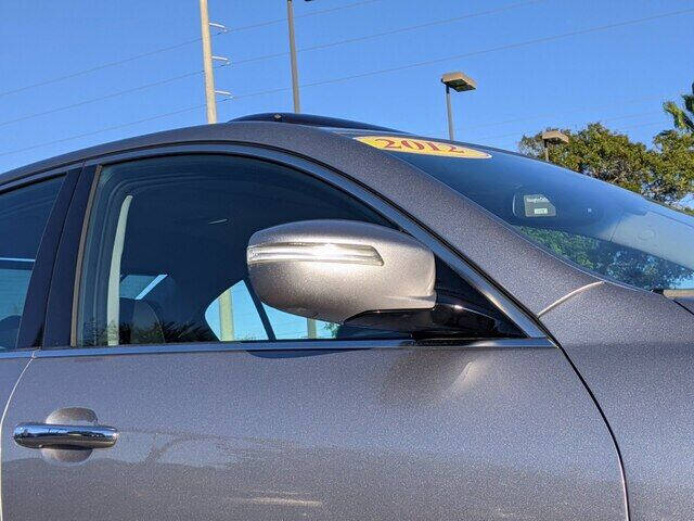 2012 Hyundai Genesis 4.6L V8