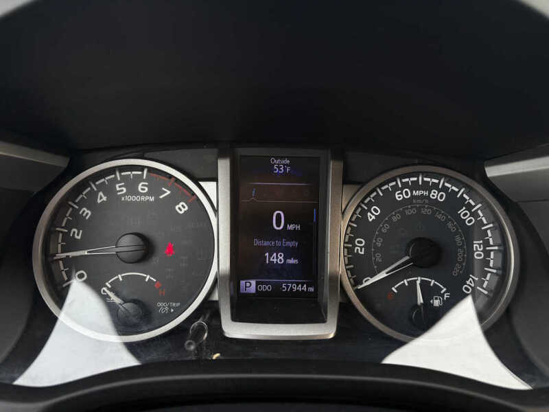 2018 Toyota Tacoma SR5 V6