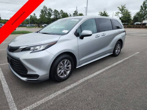 2022 Toyota Sienna for sale at PHIL SMITH AUTOMOTIVE GROUP - Pinehurst Toyota Hyundai in Southern Pines NC