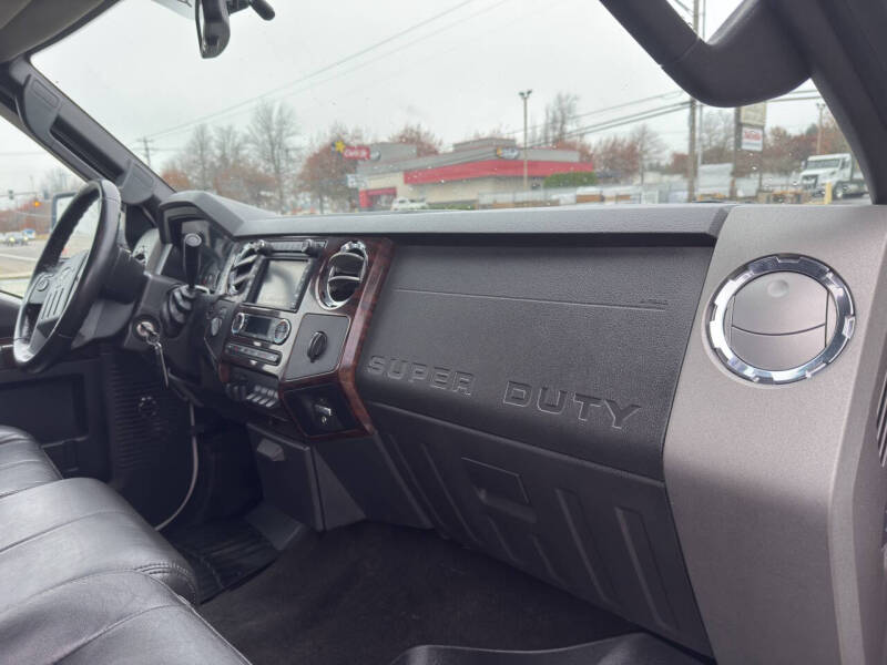 2010 Ford F-350 Super Duty Lariat