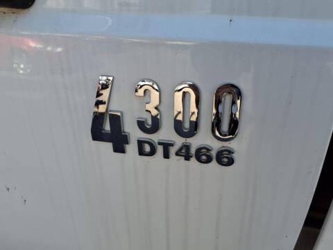 2005 International DuraStar 4300