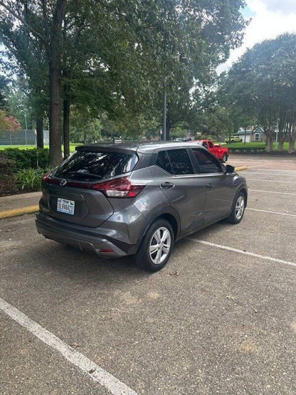 2021 Nissan Kicks S