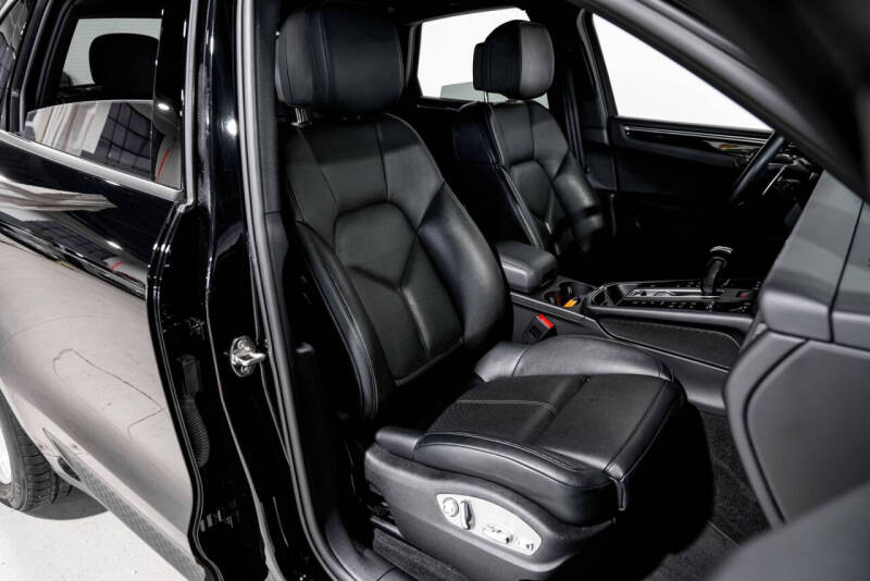 2024 Porsche Macan