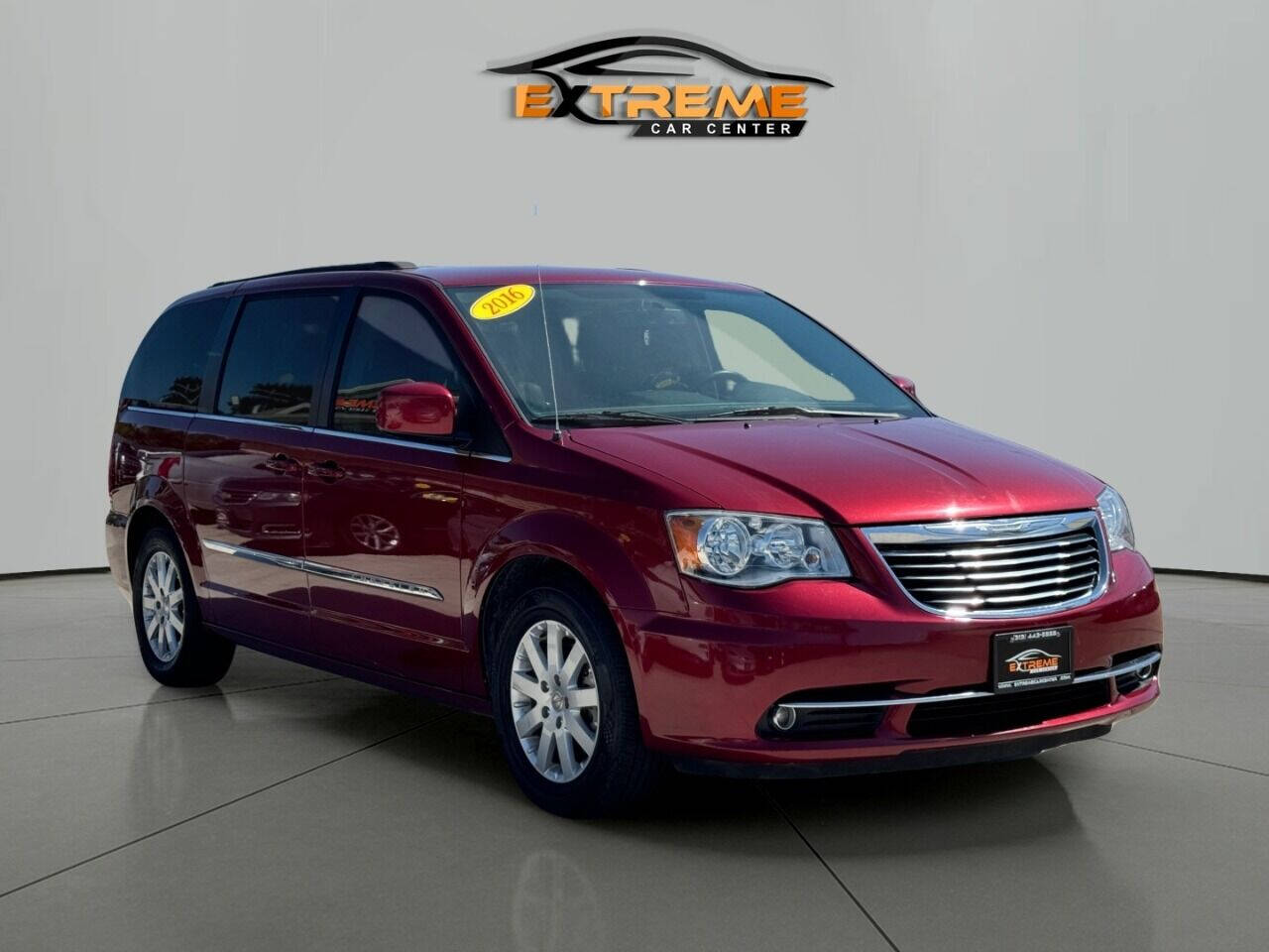 2016 Chrysler Town and Country for sale at Extreme Car Center in Detroit, MI