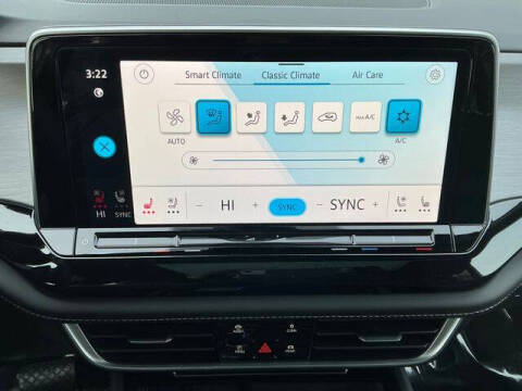 2026 Volkswagen Atlas Cross Sport SE 4Motion