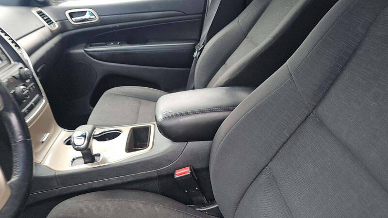 2015 Jeep Grand Cherokee Laredo