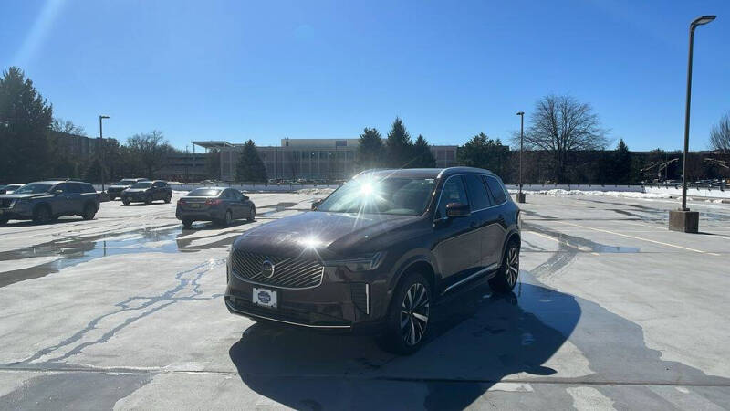 2026 Volvo XC90 B5 Core
