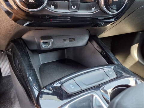 2024 Chevrolet Trax RS