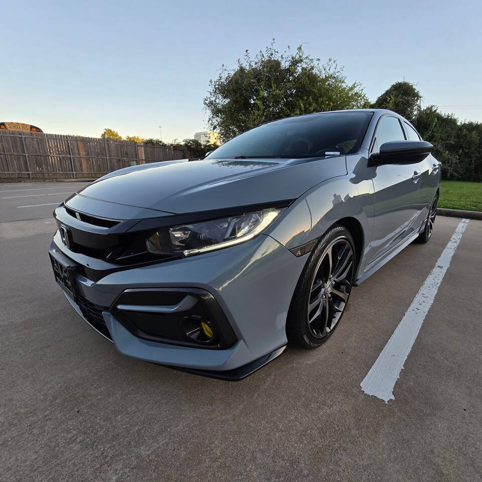 2021 Honda Civic for sale at MOTOR VILLAGE LLC in Houston, TX