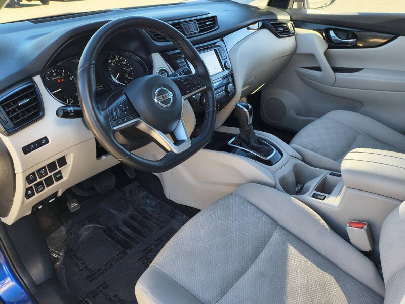 2018 Nissan Rogue Sport SV