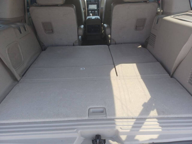 2017 Lincoln Navigator Select