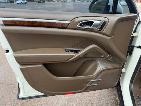 2012 Porsche Cayenne Turbo