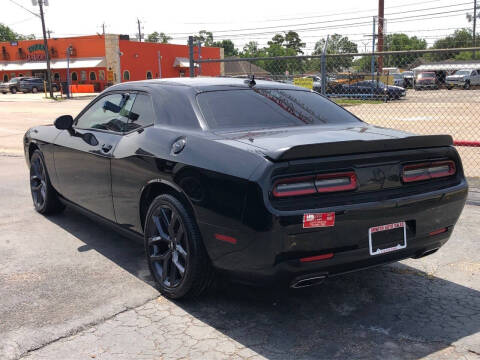 2019 Dodge Challenger SXT