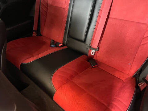 2015 Dodge Challenger SRT 392