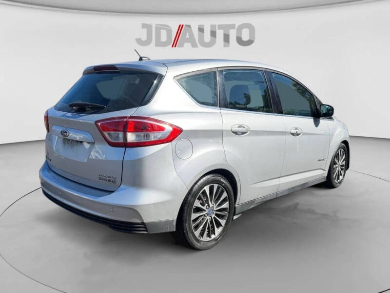 2017 Ford C-MAX Hybrid Titanium