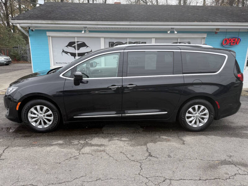 2018 Chrysler Pacifica Touring L Plus