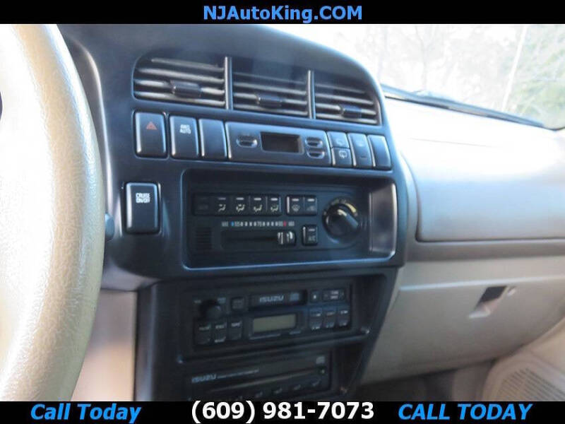 2000 Isuzu Trooper S