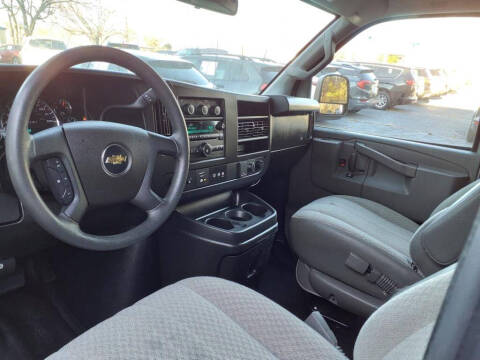 2019 Chevrolet Express 2500