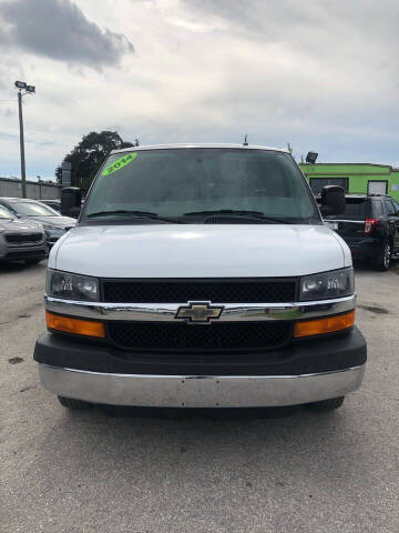 2014 Chevrolet Express Passenger for sale at Marvin Motors in Kissimmee FL