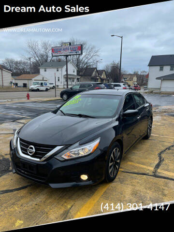 2018 Nissan Altima for sale at Dream Auto Sales in South Milwaukee WI