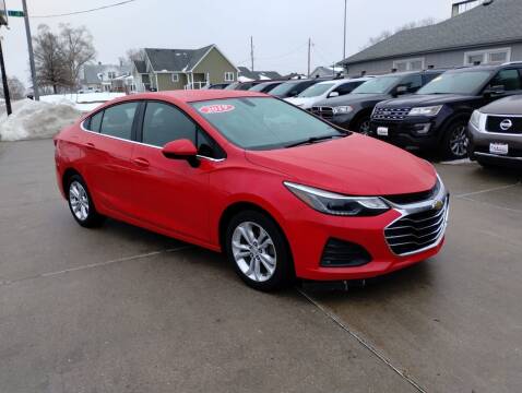 2019 Chevrolet Cruze for sale at Triangle Auto Sales in Omaha NE