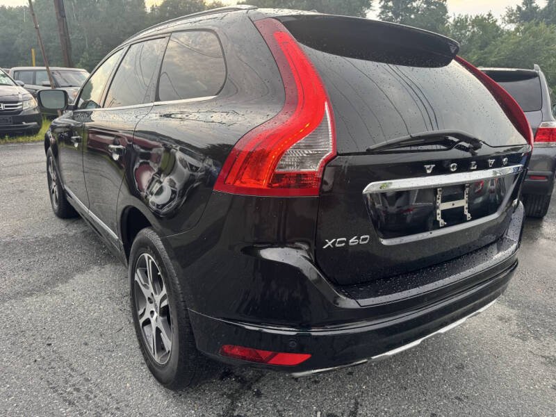 2015 Volvo XC60 T6 Drive-E Platinum