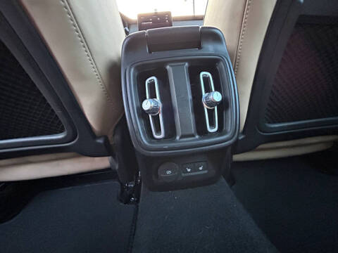 2022 Polestar 2 Long Range Dual Motor