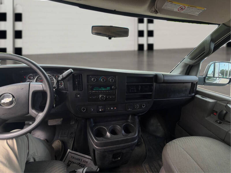 2017 Chevrolet Express LT 3500