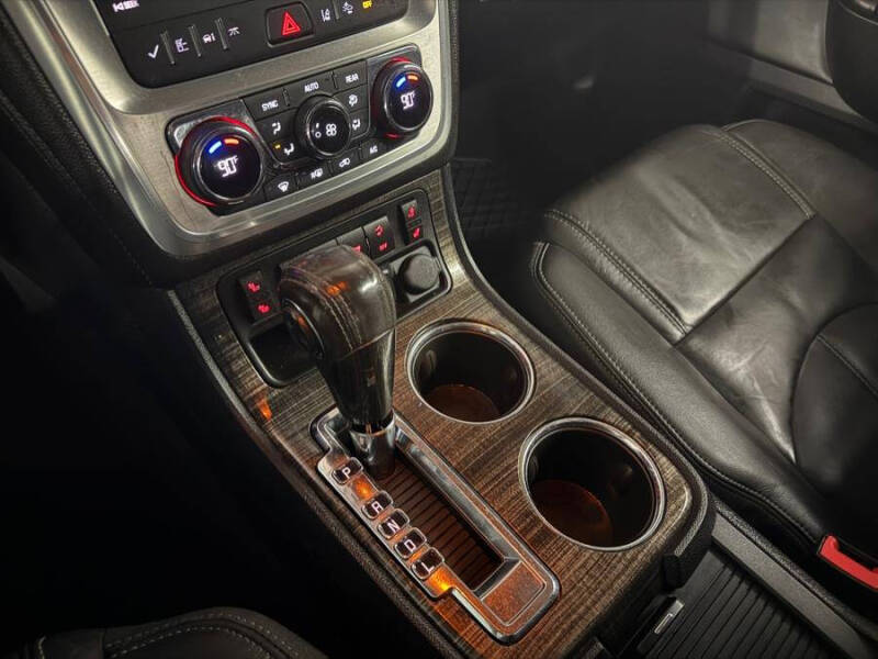 2016 GMC Acadia SLT-1