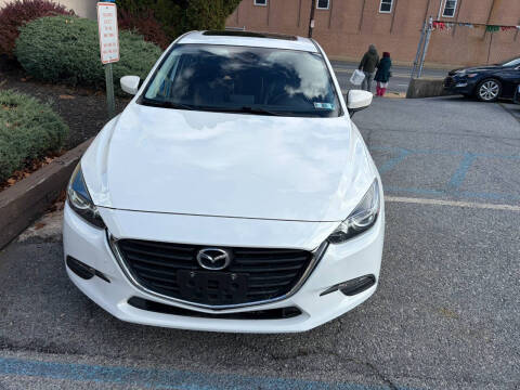 2018 Mazda MAZDA3 Touring