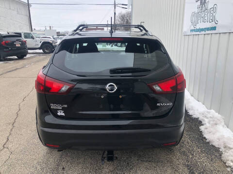 2018 Nissan Rogue Sport SV