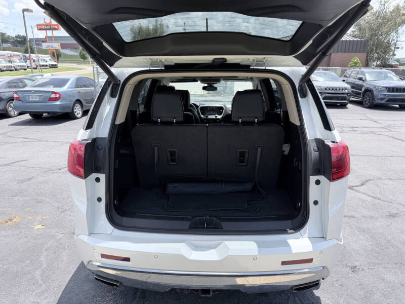2017 GMC Acadia Denali