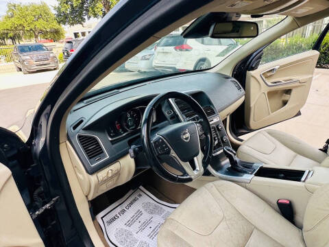 2015 Volvo XC60 T5 Drive-E Premier Plus