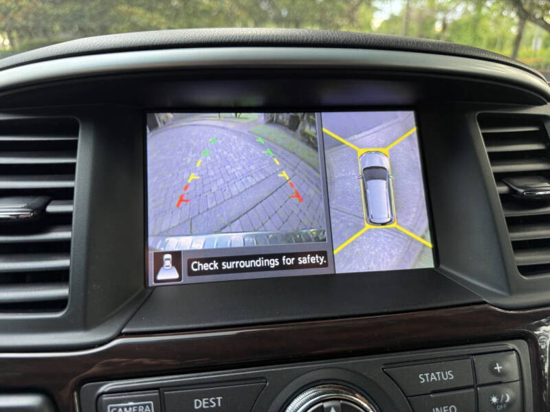 2015 Nissan Pathfinder Platinum