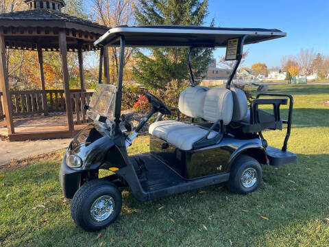 2023 E-Z-GO Freedom RXV Gas for sale at Jim's Golf Cars & Utility Vehicles - Reedsville Lot in Reedsville WI