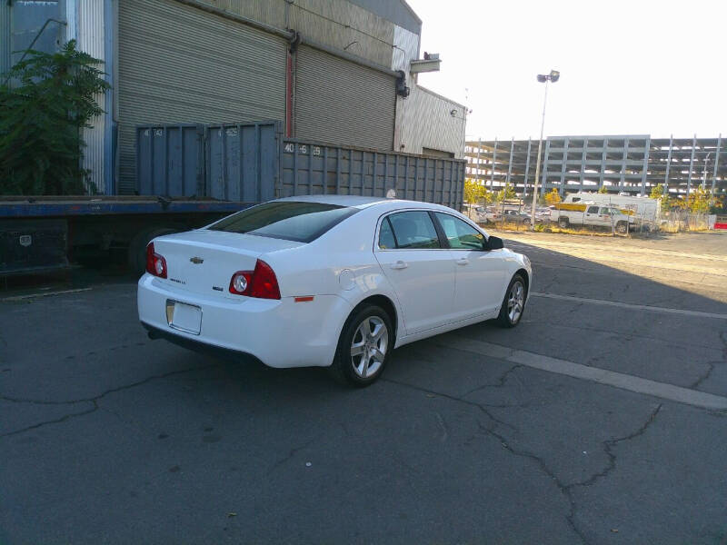 2009 Chevrolet Malibu Fleet photo 7