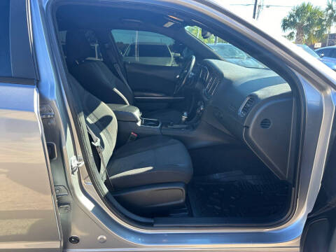 2016 Dodge Charger SXT