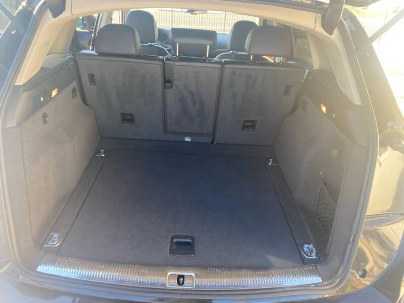 2011 Audi Q5 3.2 quattro Premium Plus