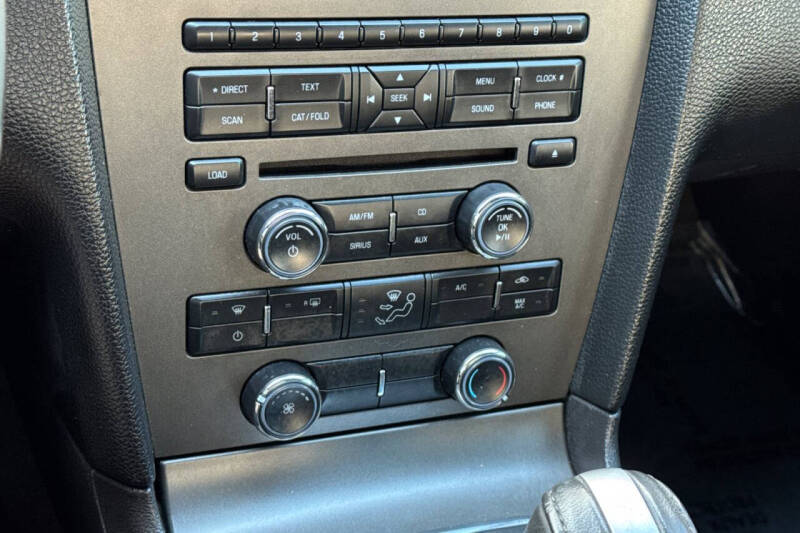 2013 Ford Mustang V6