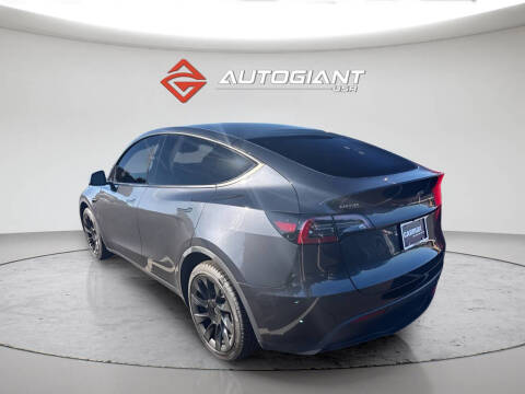 2024 Tesla Model Y Long Range