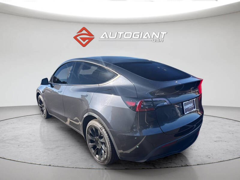 2024 Tesla Model Y Long Range