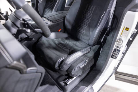 2023 Lamborghini Urus Performante