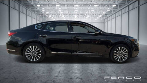 2017 Kia Cadenza Premium