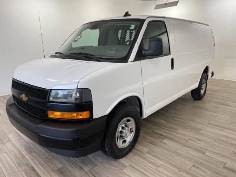 2021 Chevrolet Express for sale at Juan Autos y mas in O'Fallon MO