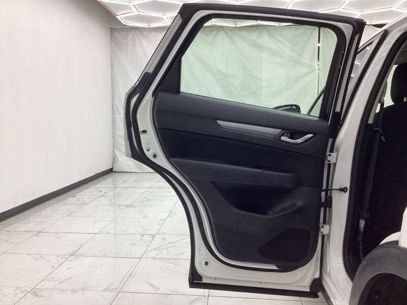 2017 Mazda CX-5 Sport